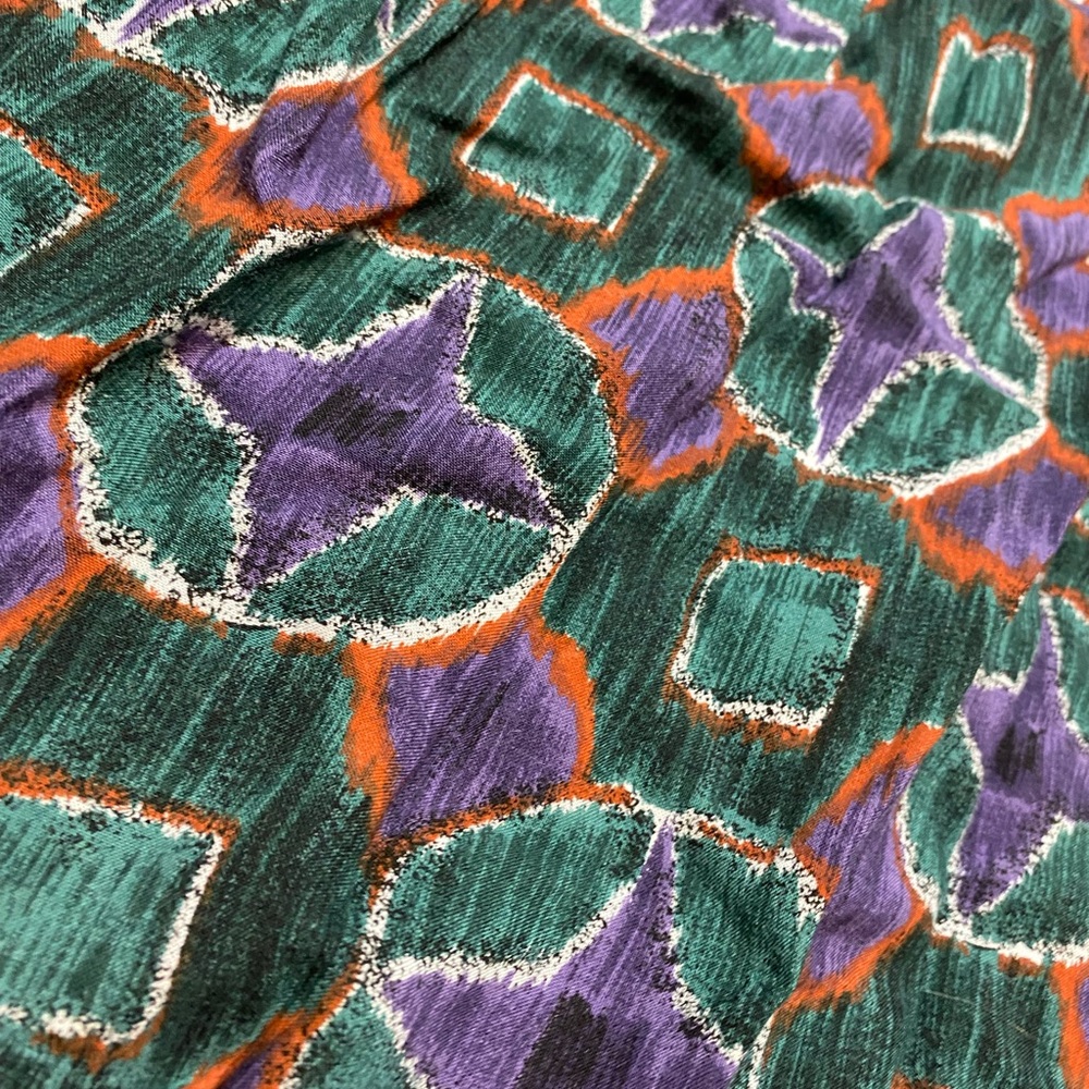Men’s Homes large button down - Picture 6 of 7